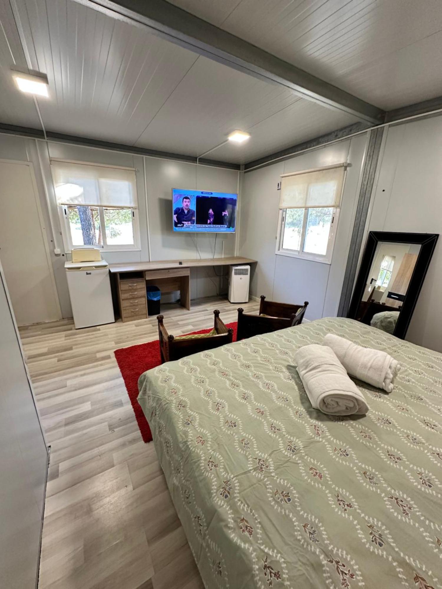 Bungalow Infanta Torrelaguna Ngoại thất bức ảnh
